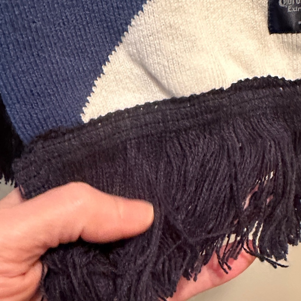 Corona Extra Milano Cortina Navy and White Olympic Scarf with fringe NWT - Picture 3 of 12